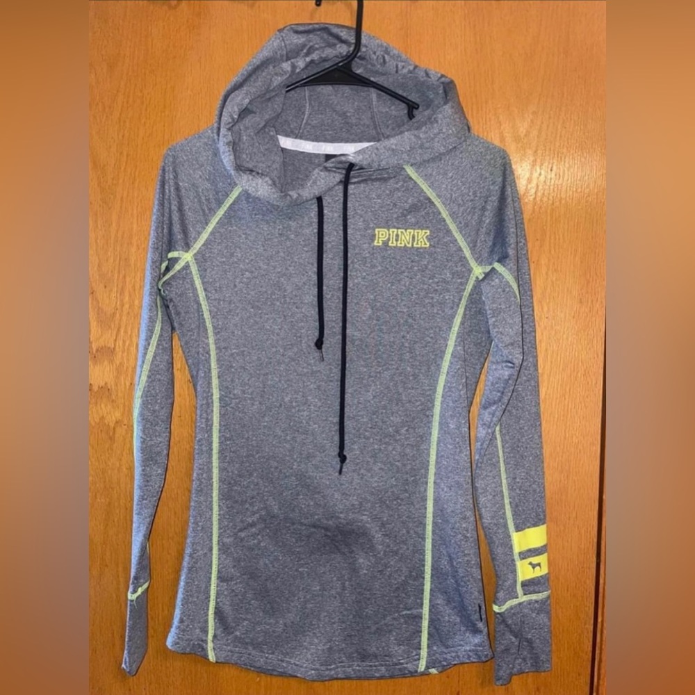 Pink (ultimate line) by Victoria’s Secret hoodie pullover